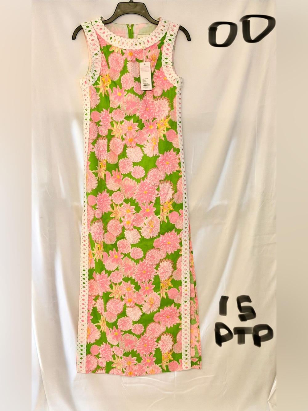 Lilly Pulitzer Pink Floral Shorts with Long Train Green Base and White Lace Trim